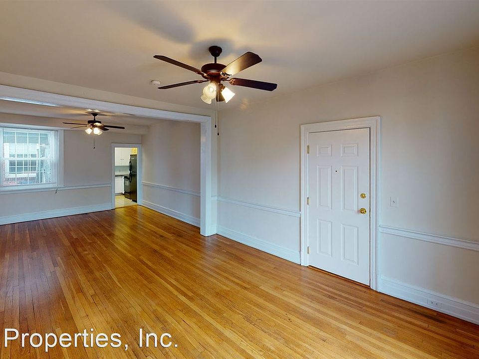 1st image of 208 N Lombardy St APT 10