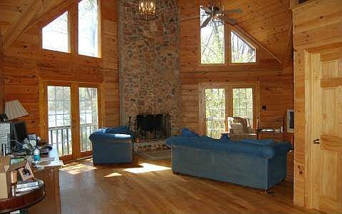 1st image of 130 Whipporwill Ct