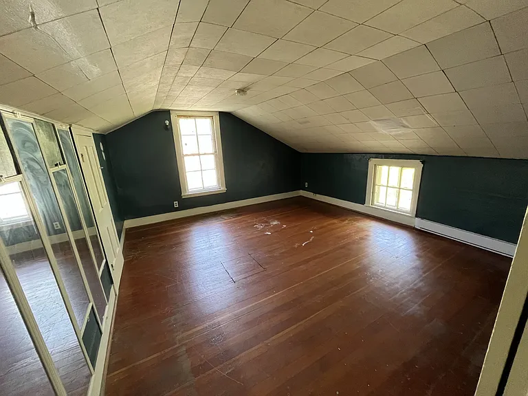 31 Hazzard St #2 — Photo 4
