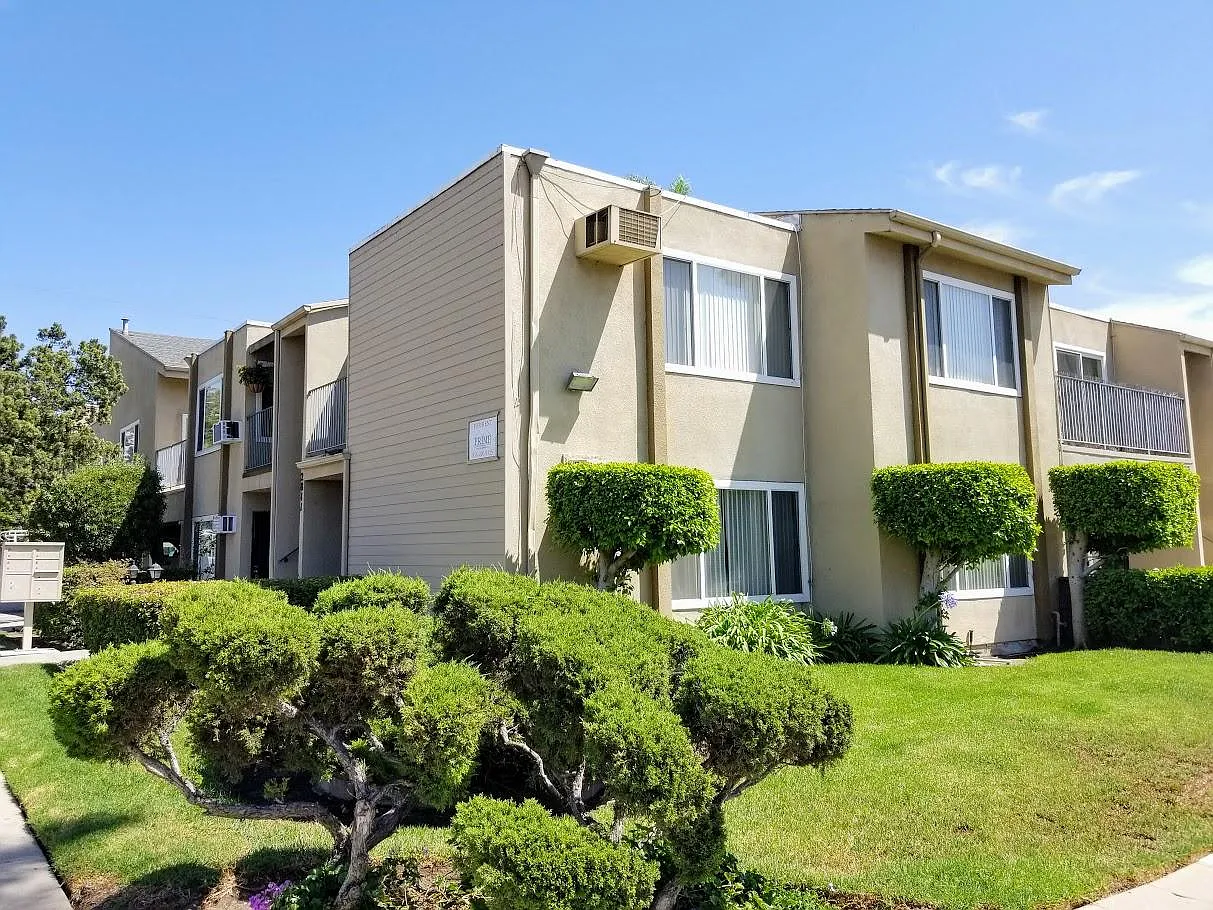 1 bed, 728 sqft, $2,395 — Photo 1