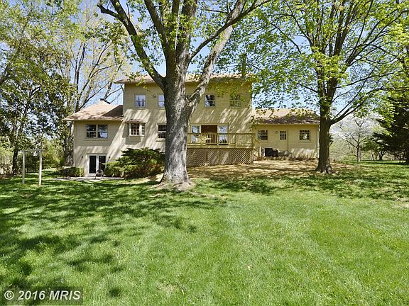 2nd image of 13420 Glen Lea Way