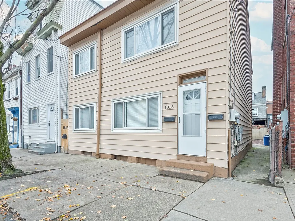1815 Mary St #2