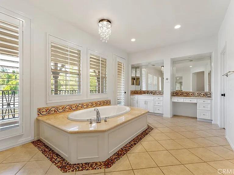 4116 Dakota Dr — Photo 27