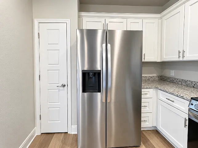 3 bed, 2.5 bath, 1263 sqft, $1,695 — Photo 3