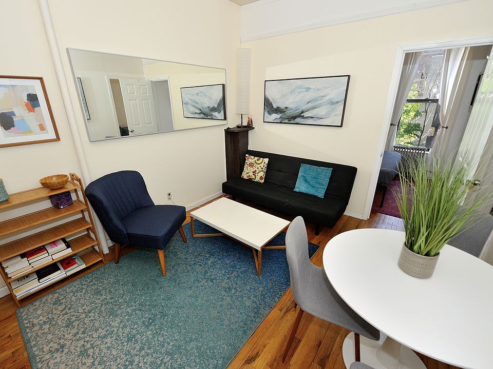 1st image of 353 W 46th St #2R