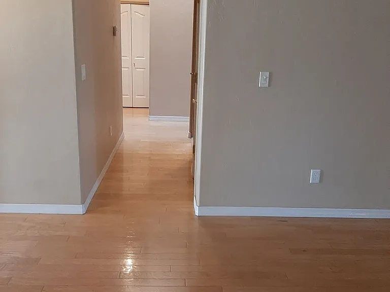 2424 N Leah Ln — Photo 9