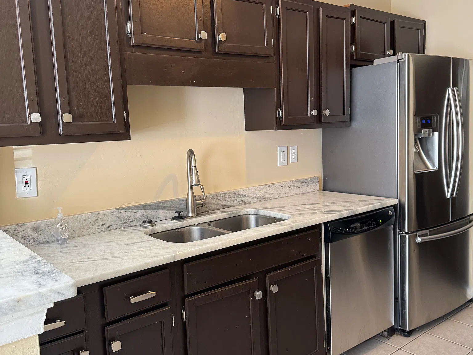 2 bed, 1335 sqft, $1,750 — Photo 3