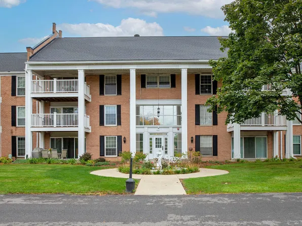 5601 Carriageway Dr APT 212-B, Rolling Meadows, IL 60008
