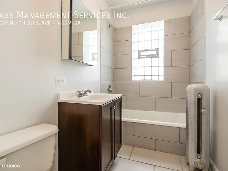 4412-26 N St Louis Ave. — Photo 33