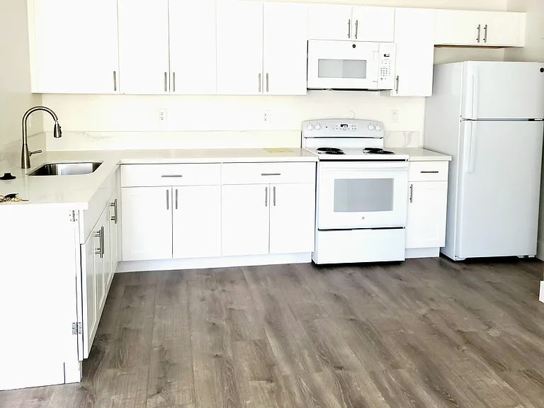 1742 Diamond St #5 — Photo 3