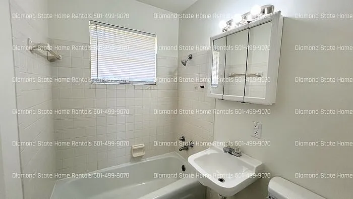 826 Jane Dr — Photo 8