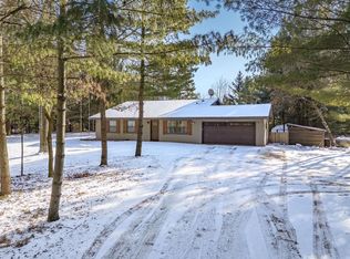 W2791 Dees Rd, Lyndon Station, WI 53944