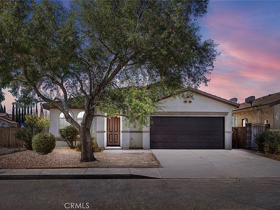 2nd image of 12383 Luna Rd
