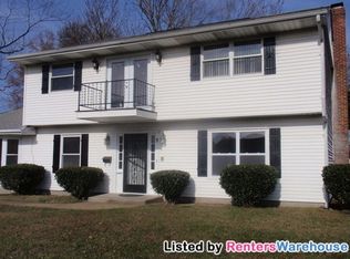 9 Diggs Dr, Hampton, VA 23666