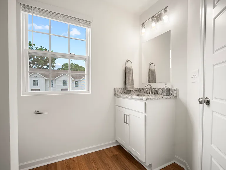 404 Beech St #1 — Photo 12