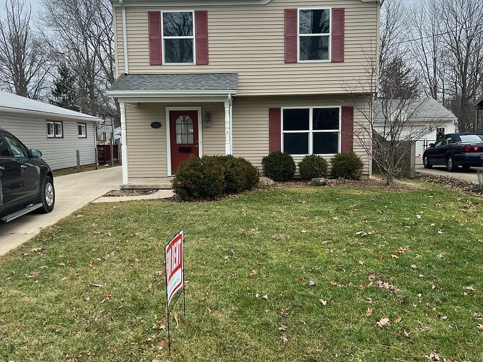 1st image of 323 E 343rd St