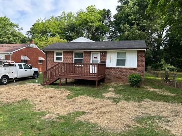 1009 E Devonshire St, Winston Salem, NC 27107