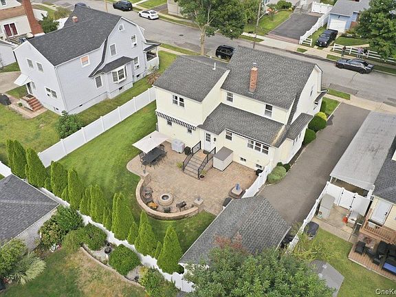 5th image of 2546 Hicks Street