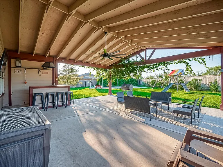 346 Apache Field Ln — Photo 43