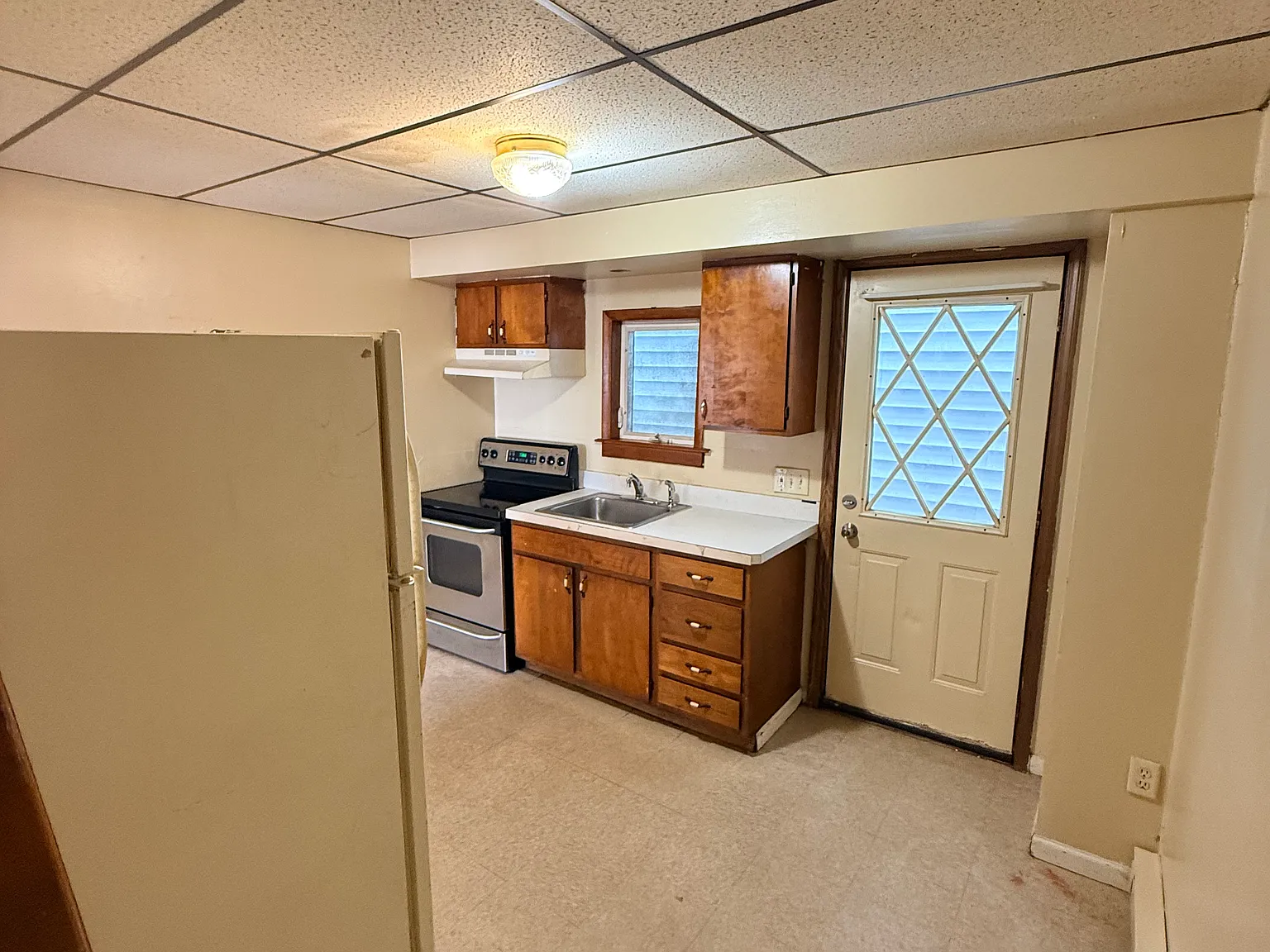 2 bed, 600 sqft, $800 — Photo 2