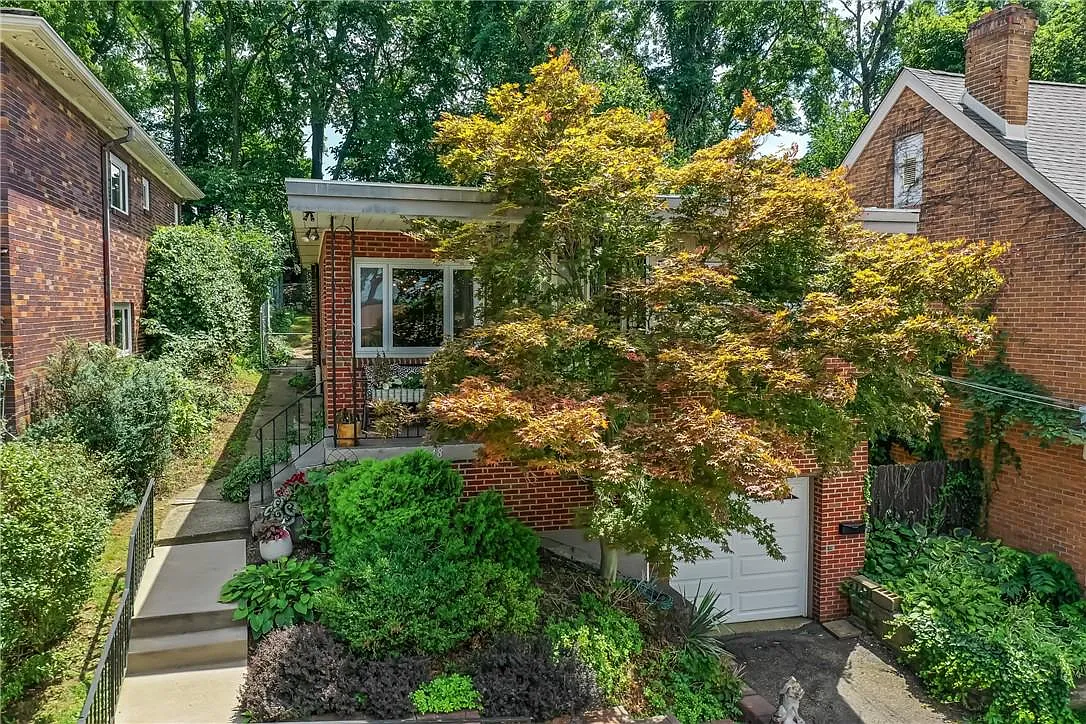 6548 Rosemoor St photo 1