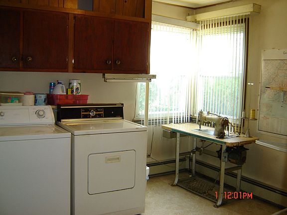 Laundry Room or 5th Bedroom