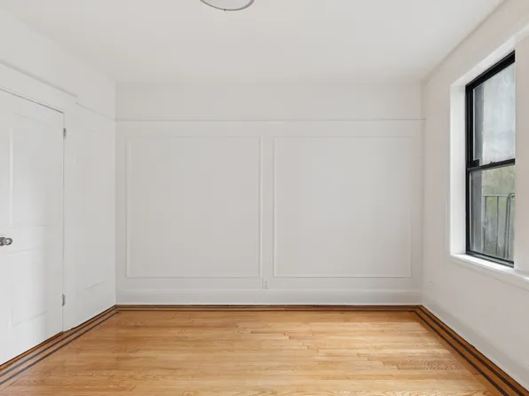 49 Willow Street image 2 of 4