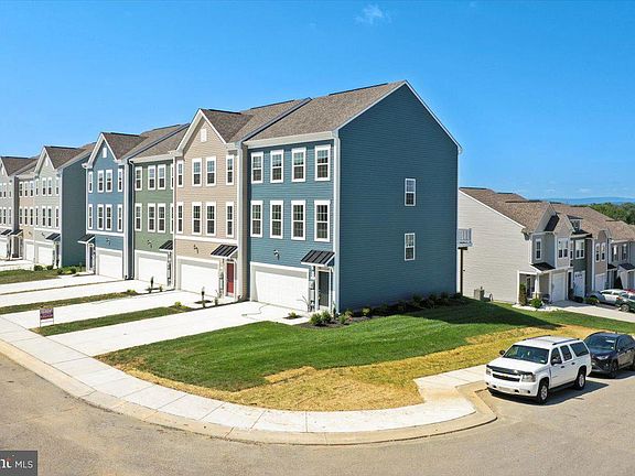 2nd image of 64 Stafford Pl