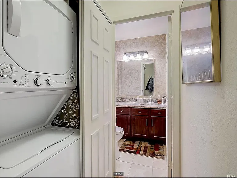 1625 Larimer St #1508 — Photo 11