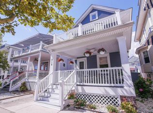 818 E 4th St, Ocean City, NJ 08226