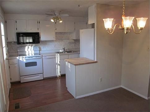 Dining to Kitchen