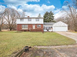 54655 Fir Rd, Mishawaka, IN 46545