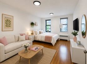 315 E 5th St, New York, NY