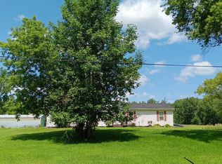 2847 Lauria Rd, Kawkawlin, MI 48631