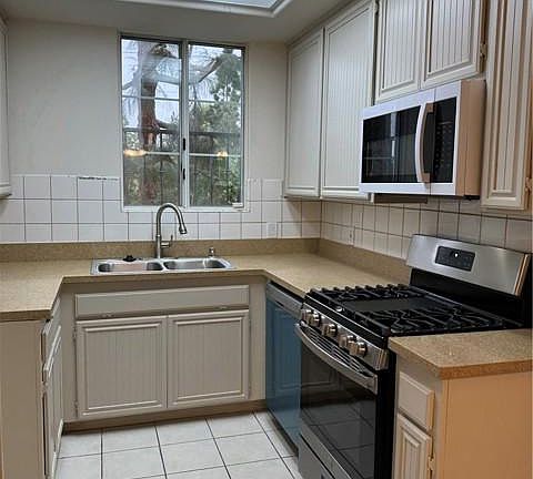 5th image of 7101 La Tijera Blvd APT J201