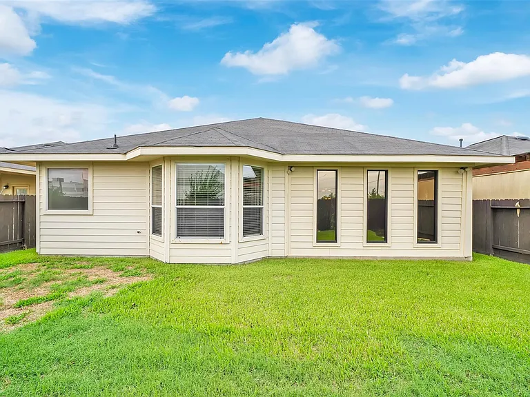 21627 Sierra Long Dr — Photo 31