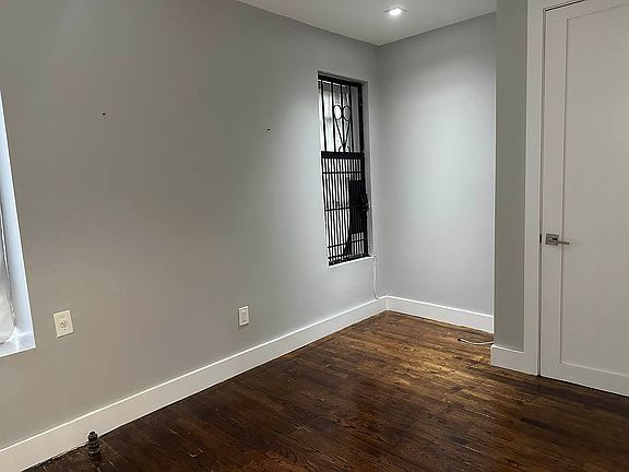3rd image of 413 E 114th St Frnt 1
