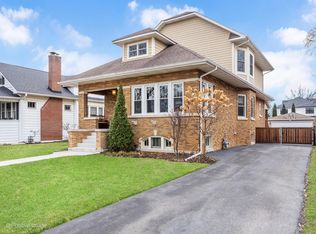 184 E Grantley Ave, Elmhurst, IL