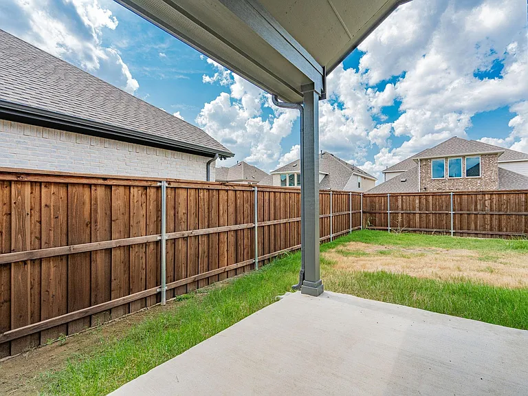 16717 Garden Dr — Photo 12