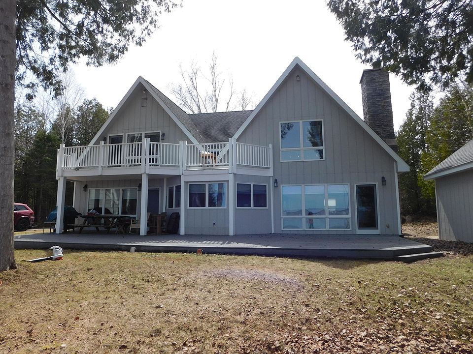 1st image of 33563 S Spring Bay Rd