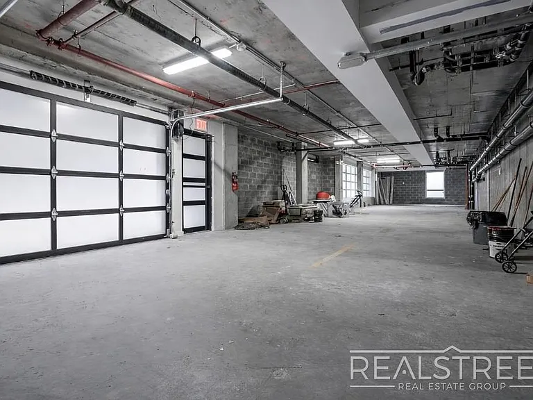 105 Rogers Ave #3A — Photo 12