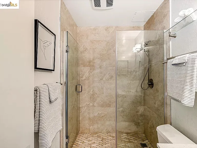 150 Pearl St #223 — Photo 14