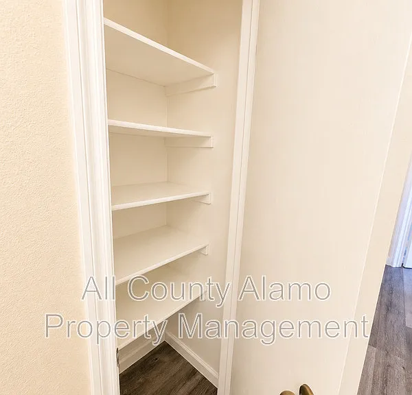 9023 Mountain Field Dr — Photo 17