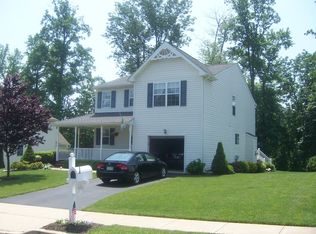 223 Pennford Pl, Garnet Valley, PA 19060