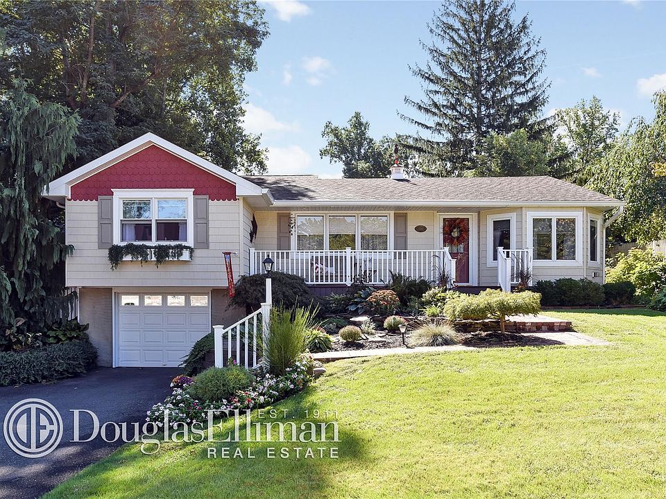 1st image of 140 Boxwood Dr