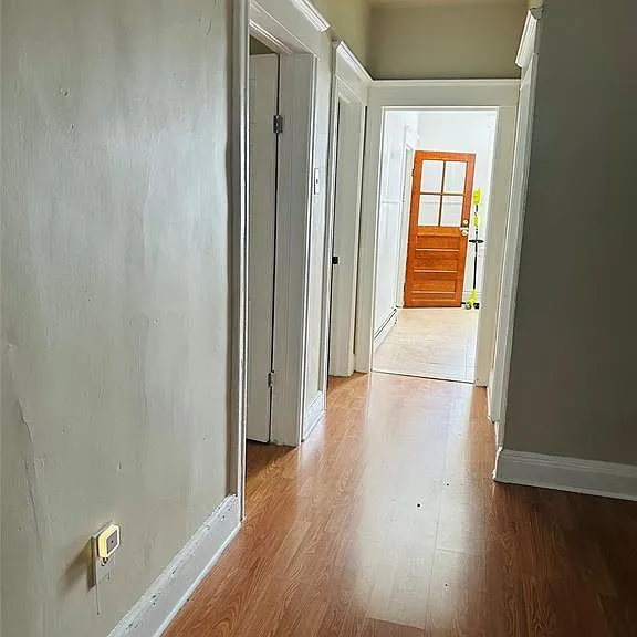 264 Valley St — Photo 9