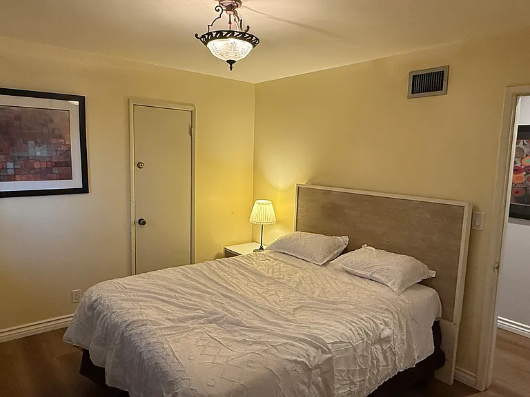 BEDROOM #1