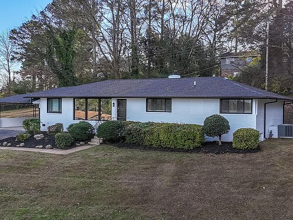 4th image of 4718 Rocky River Rd