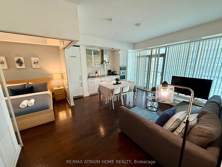 14 York St #1501 — Photo 7