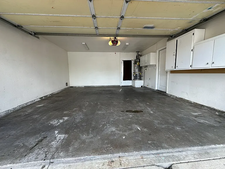 6200 Claussen Way — Photo 22